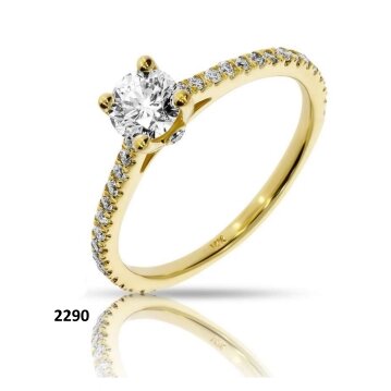 טבעת אירוסין קלאסית במשקל 0.66 קראט משובצת יהלומים 